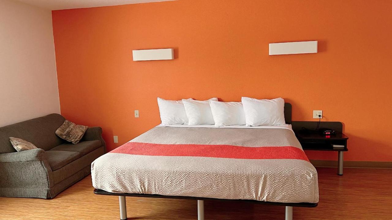 Motel 6-Regina, Sk Екстериор снимка