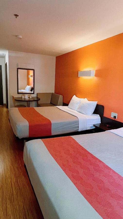Motel 6-Regina, Sk Екстериор снимка