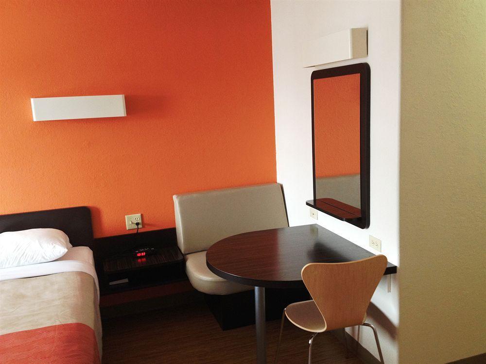 Motel 6-Regina, Sk Екстериор снимка